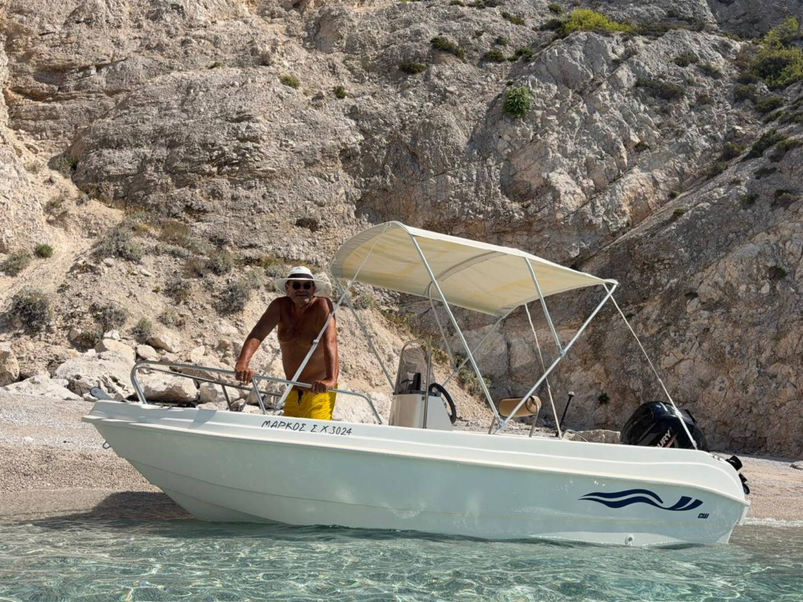 Rejs łódką po morzu – atrakcje Strava Park na Peloponezie